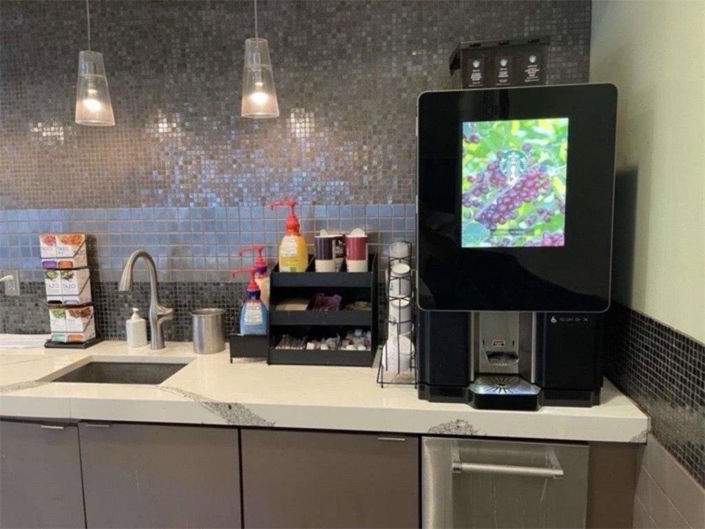 Used 2015 Ford F150 XLT w/ Equipment Group 301A Mid image 33