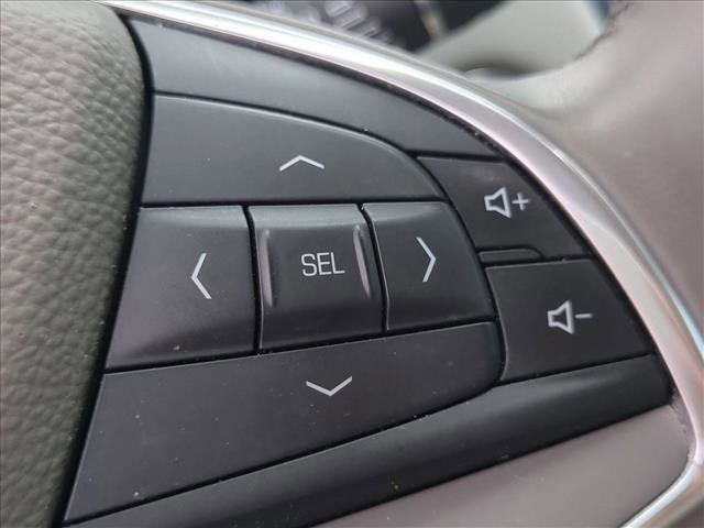 Used 2017 Cadillac XT5 Luxury FWD image 16