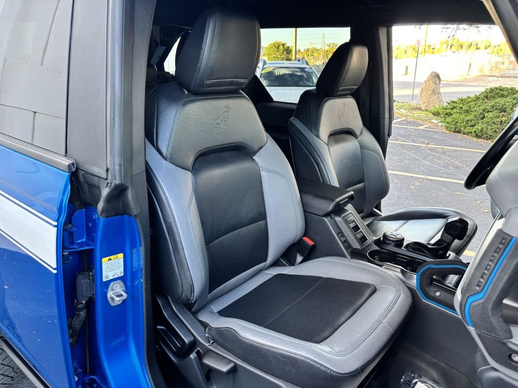 Used 2022 Ford Bronco Black Diamond w/ Sasquatch Package image 14