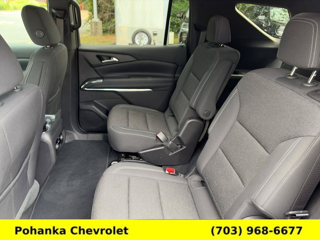 Certified 2025 Chevrolet Traverse LT w/ Driver Confidence Package AWD/4WD image 24