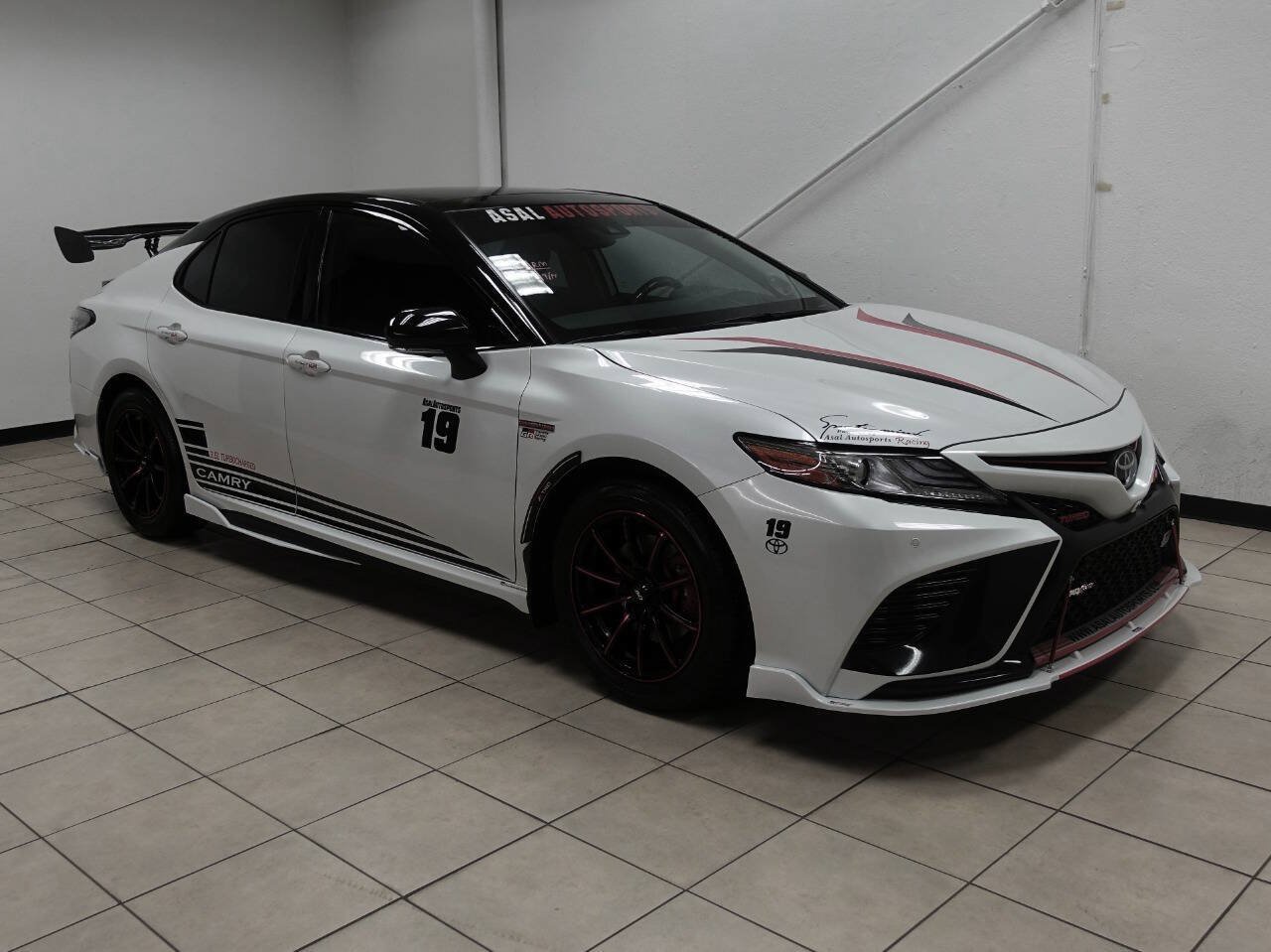 Used 2019 Toyota Camry XSE w/ Driver Assist Package FWD image 14
