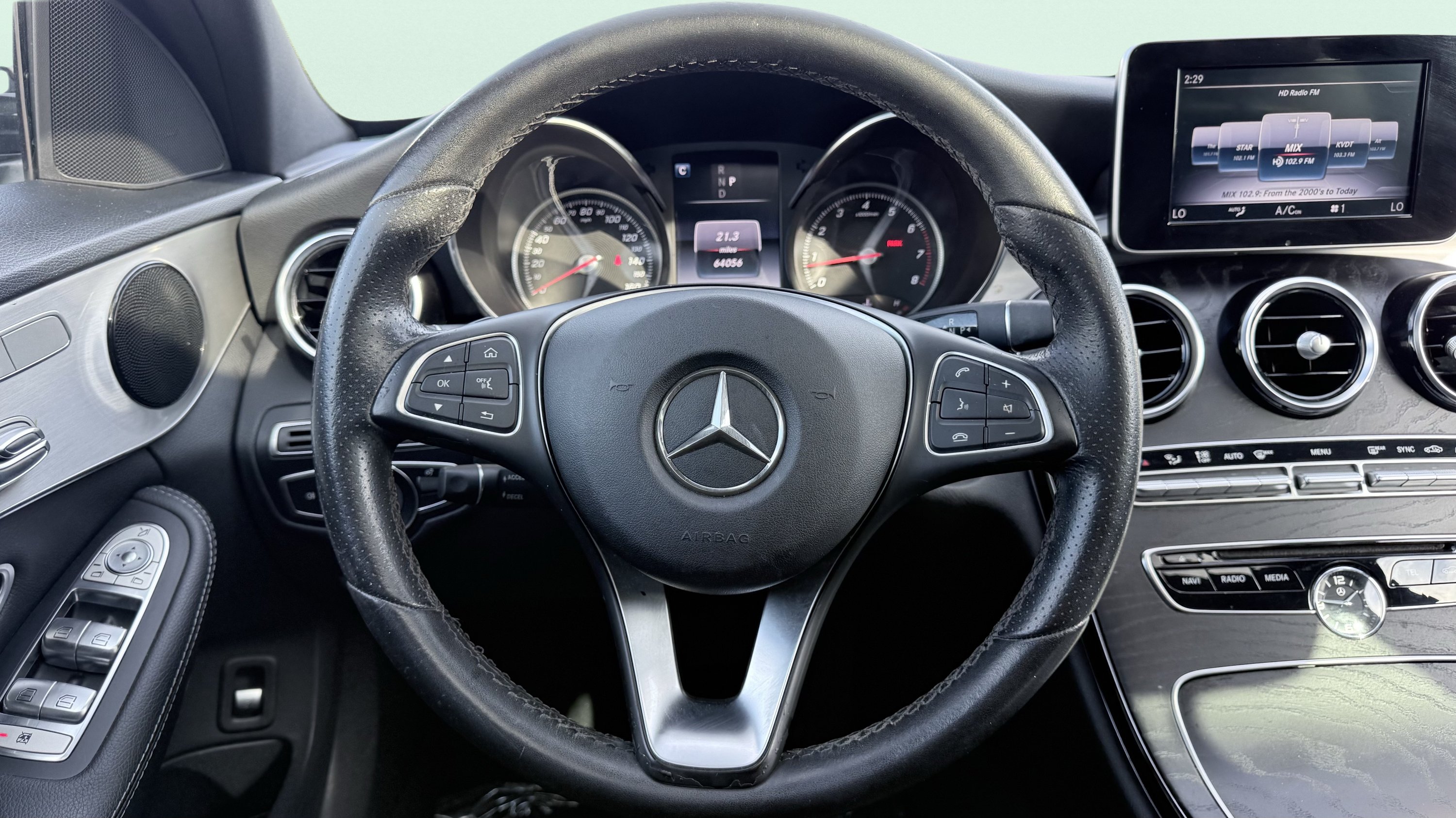 Used 2018 Mercedes-Benz C 300 Sedan w/ Premium Package image 41