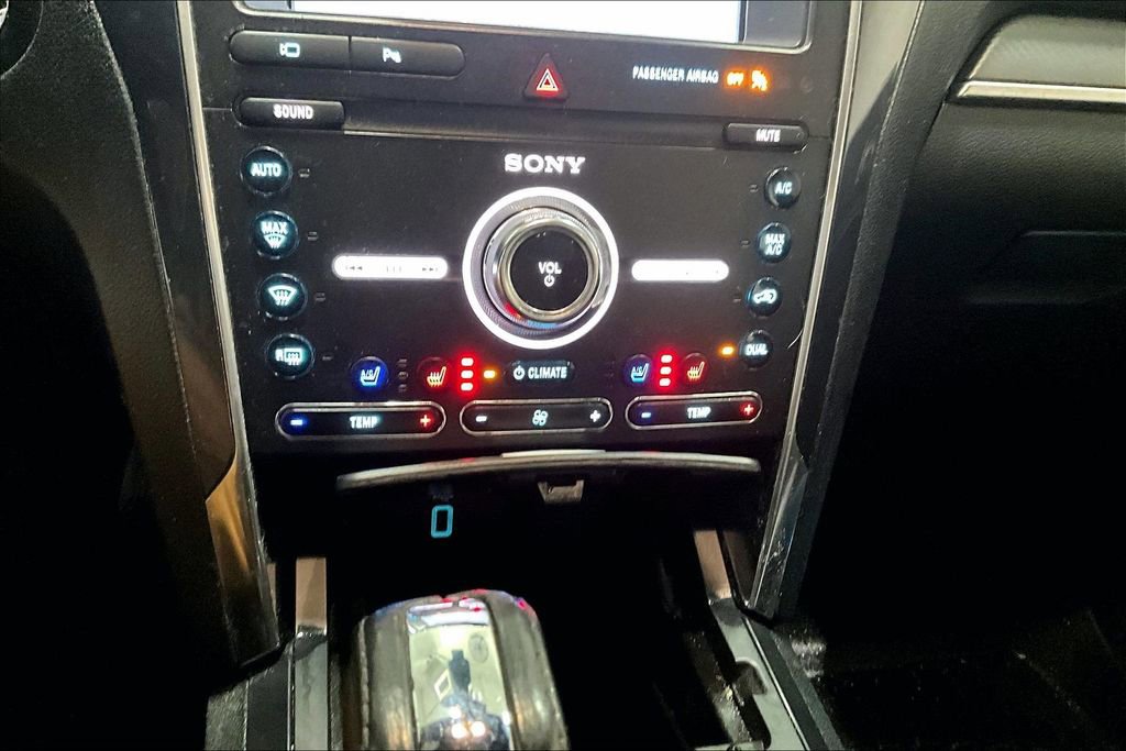 Used 2019 Ford Explorer Sport image 15