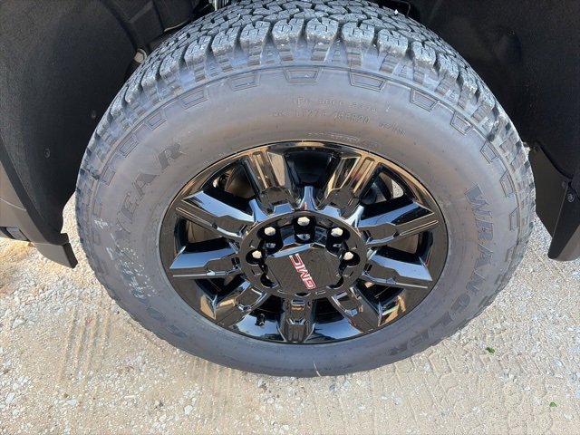 New 2026 GMC Sierra 2500 AT4 w/ AT4 Premium Plus Package image 10