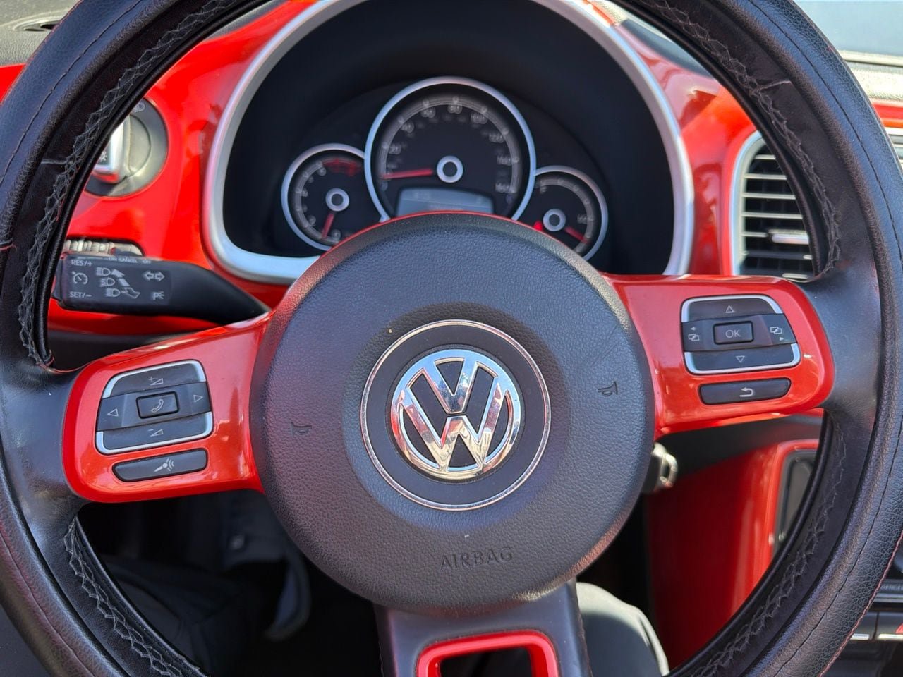 Used 2017 Volkswagen Beetle 1.8T S FWD image 6