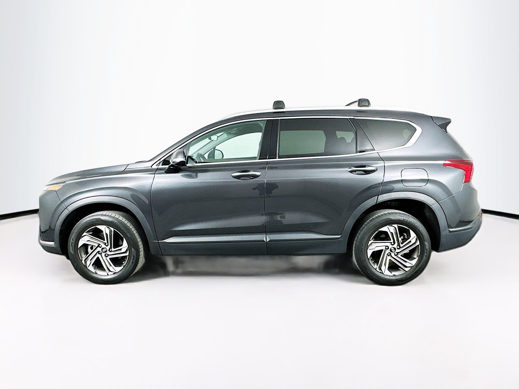 Used 2023 Hyundai Santa Fe SEL AWD/4WD image 4