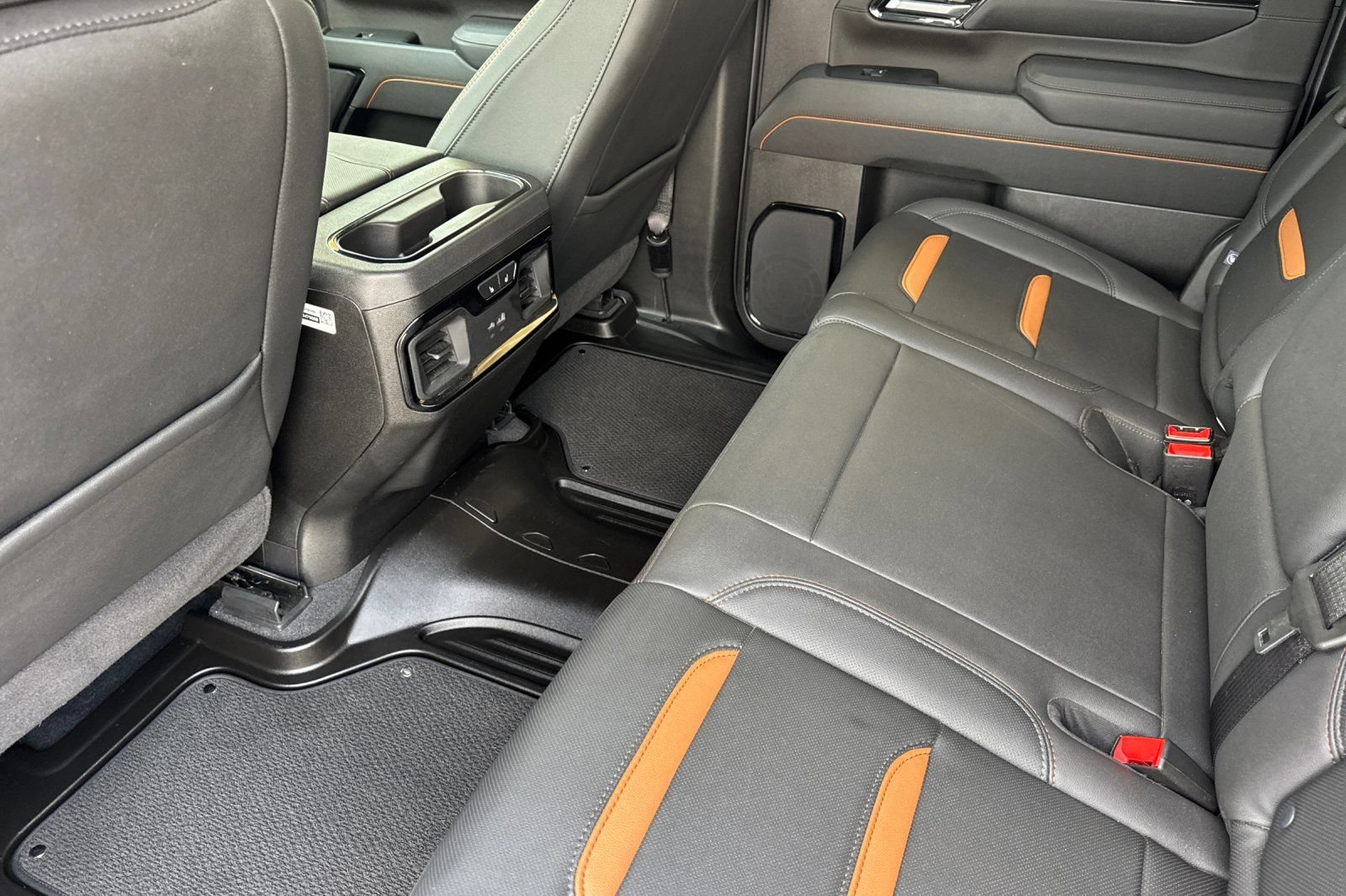 Certified 2025 GMC Sierra 2500 AT4 AWD/4WD image 13