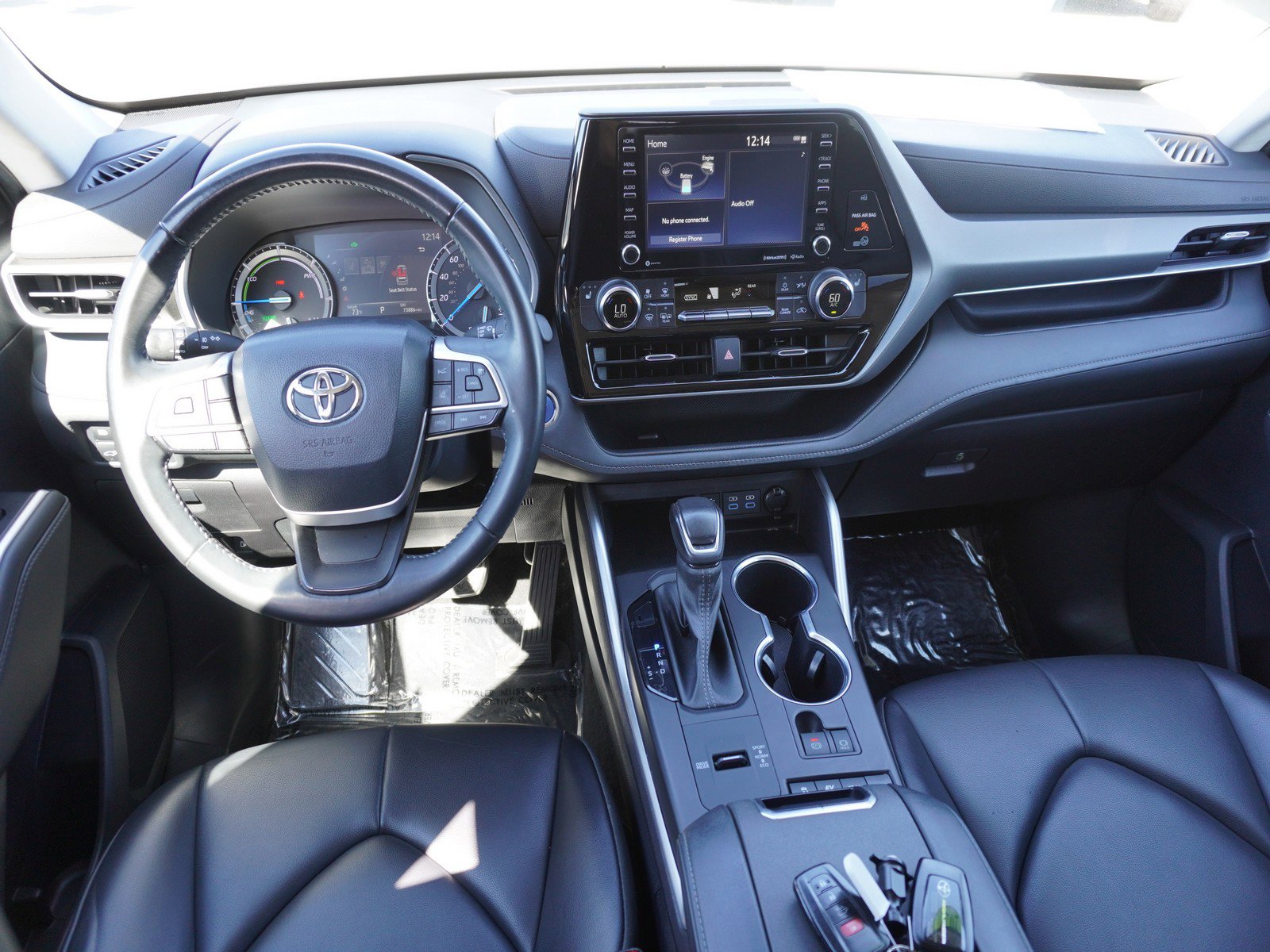 Used 2022 Toyota Highlander XLE video 2