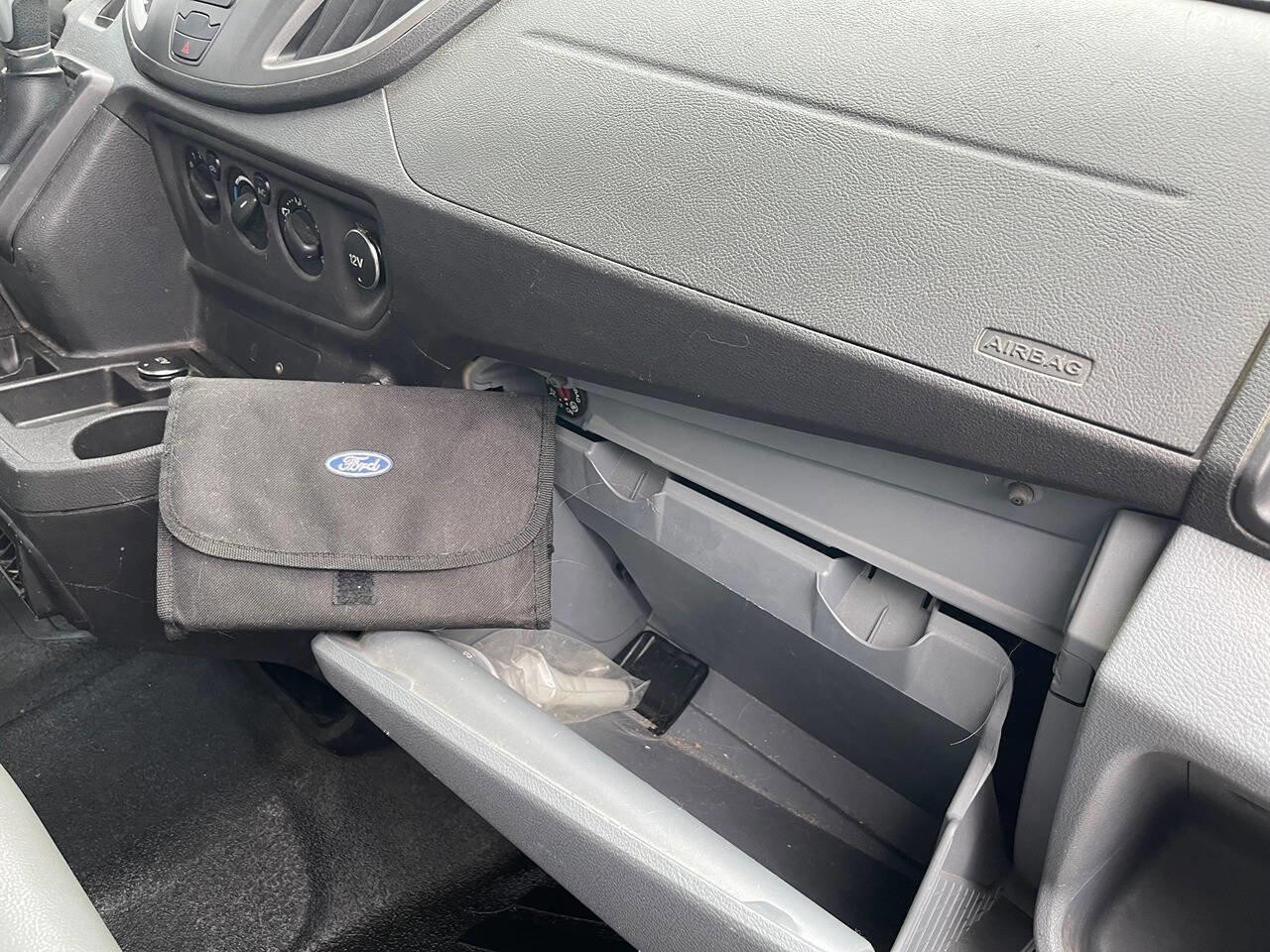 Used 2015 Ford Transit 250 148 Medium Roof image 25