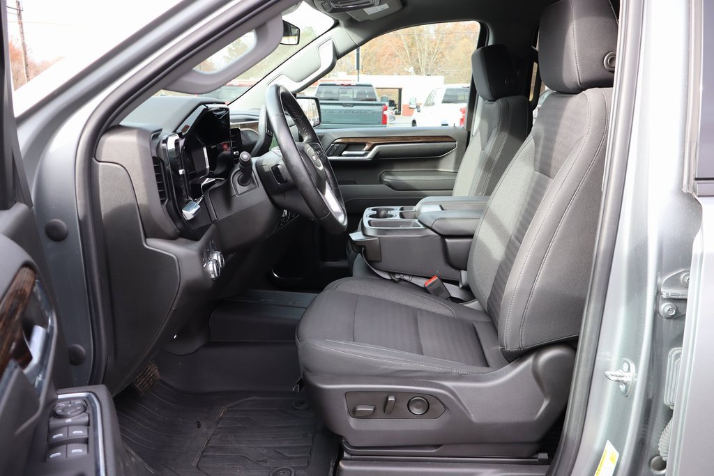 Used 2023 GMC Sierra 1500 Elevation image 3