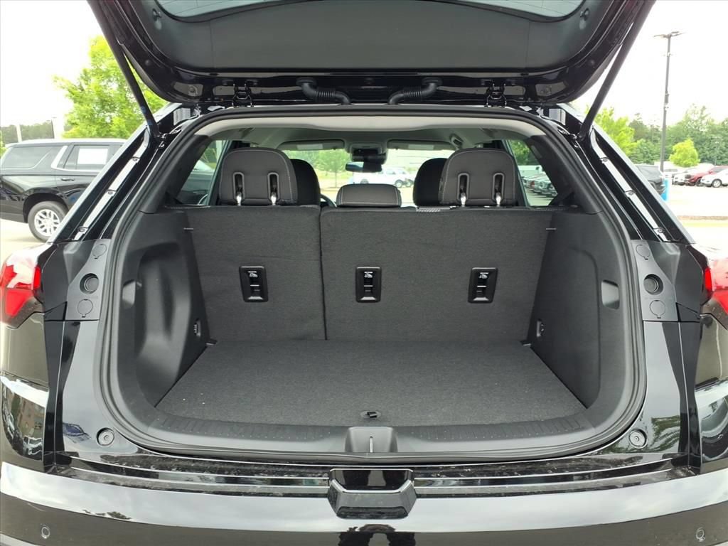 New 2027 Chevrolet Bolt LT FWD image 25