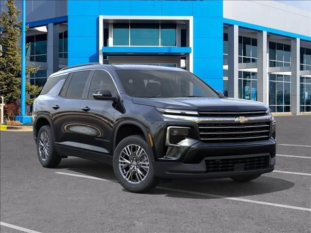 New 2027 Chevrolet Traverse LT w/ LPO, Floor Liner Package FWD image 7