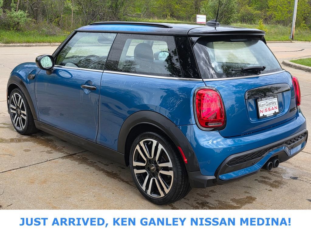 Used 2023 MINI Cooper S FWD image 5