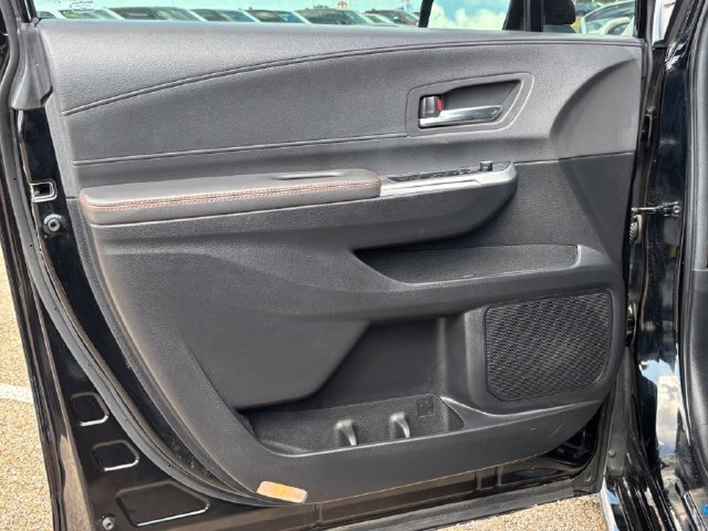 Certified 2024 Toyota Sienna XSE FWD image 28