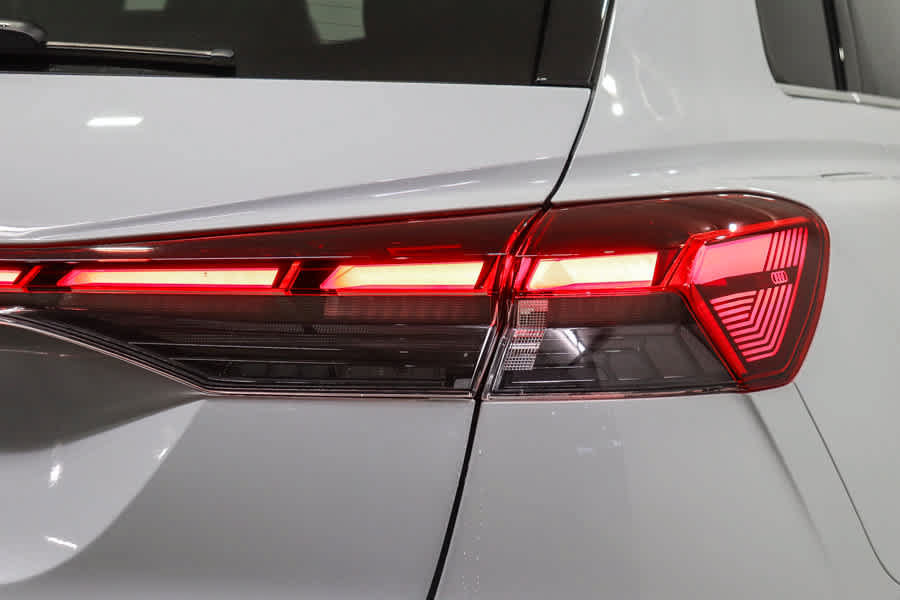 Used 2023 Audi Q4 e-tron Premium w/ Convenience Package RWD image 7