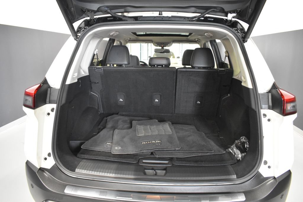 Certified 2023 Nissan Rogue SL AWD/4WD image 35