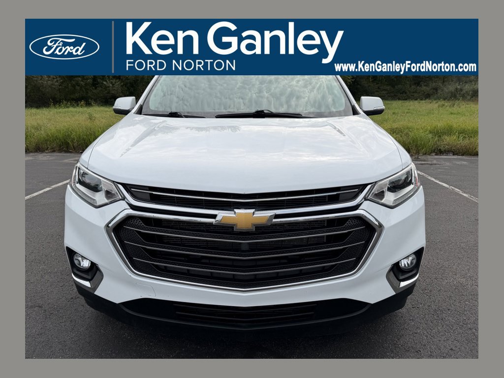 Used 2021 Chevrolet Traverse LT