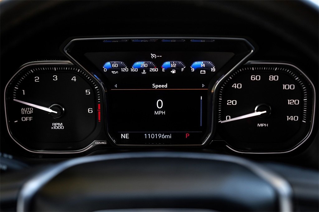 Used 2021 GMC Yukon XL SLT image 15