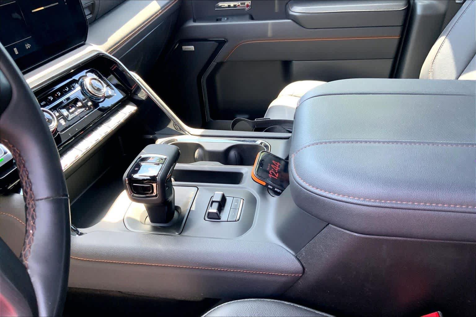 Certified 2023 GMC Sierra 1500 AT4 w/ AT4 Premium Package AWD/4WD image 16