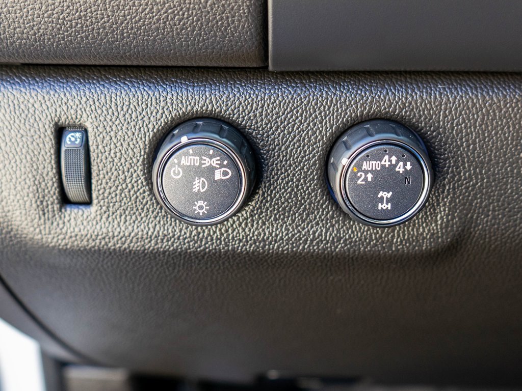 Used 2021 GMC Canyon AT4 w/ Driver Alert Package image 16