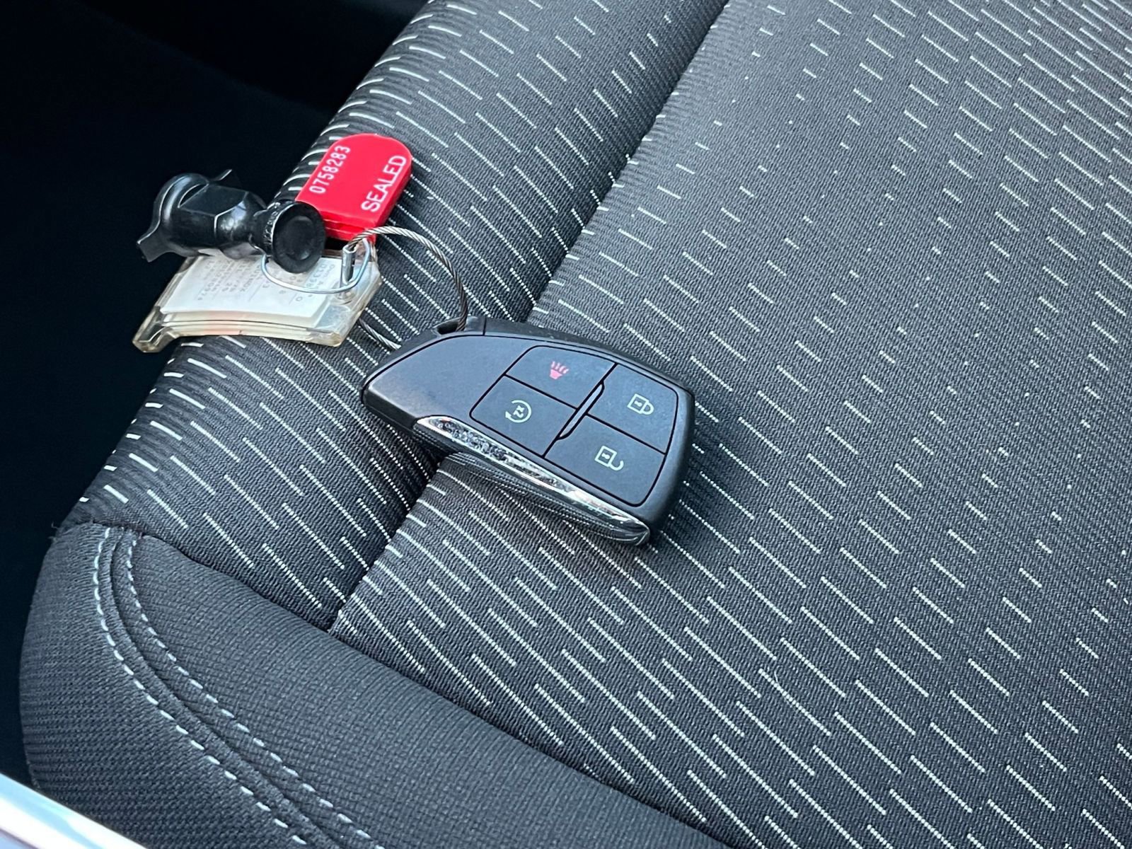 Used 2025 Chevrolet Equinox LT image 22