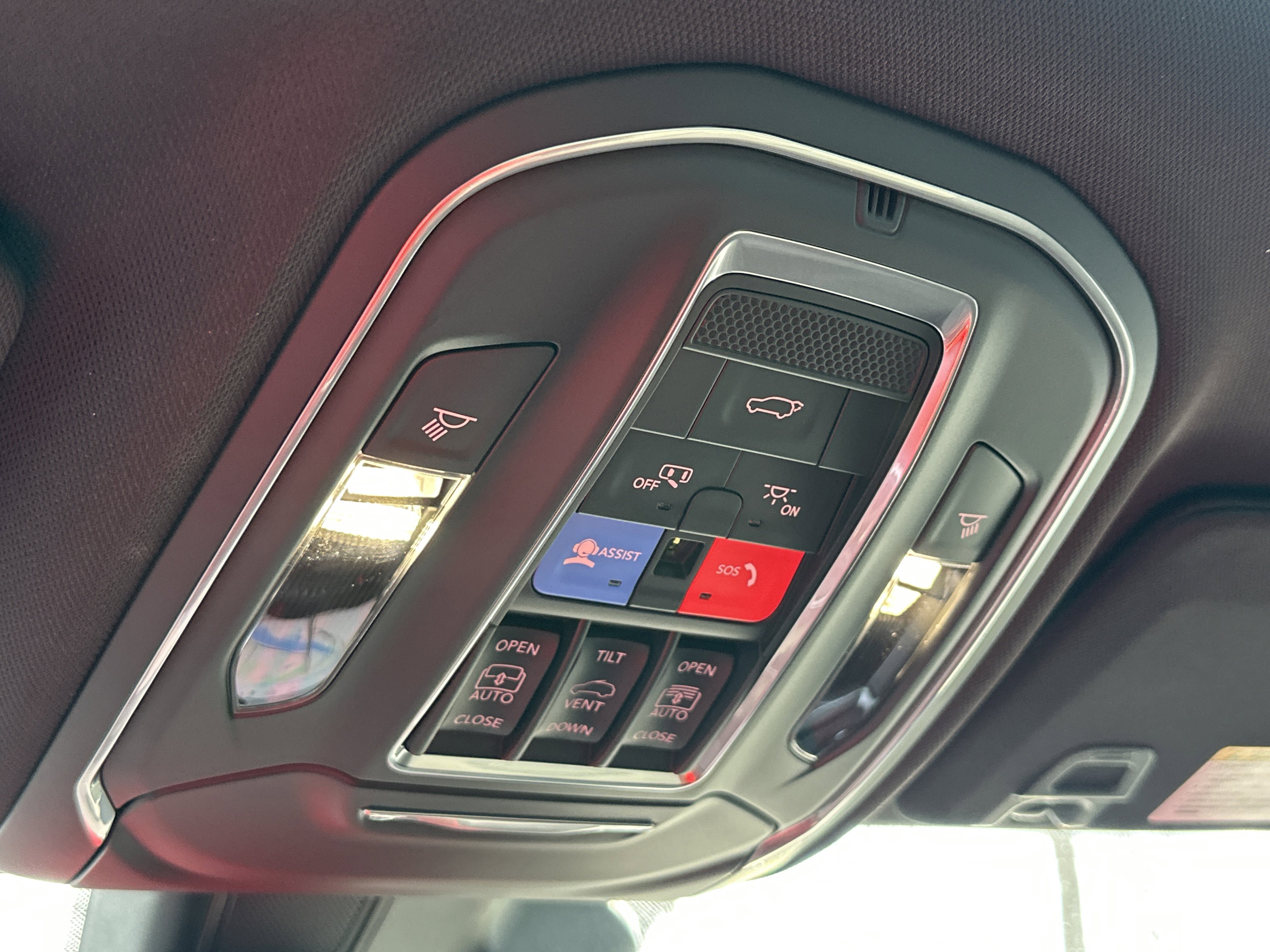 New 2026 Jeep Grand Cherokee Limited Reserve image 12