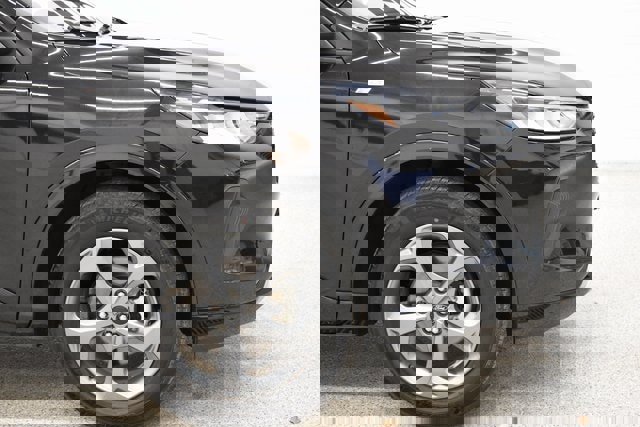 Used 2023 Ford Escape ST-Line image 13