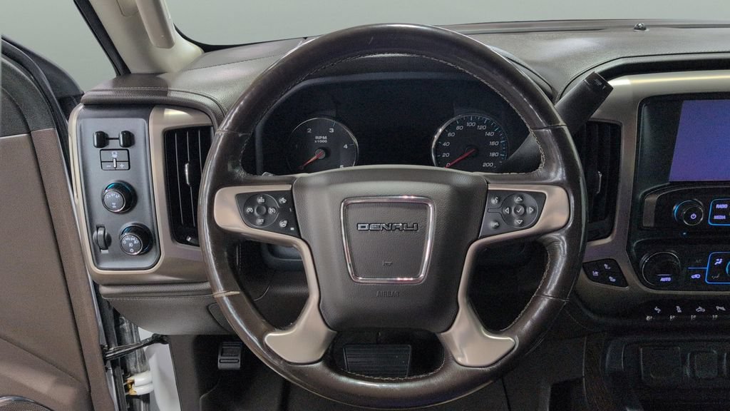 Used 2018 GMC Sierra 2500 Denali AWD/4WD image 10