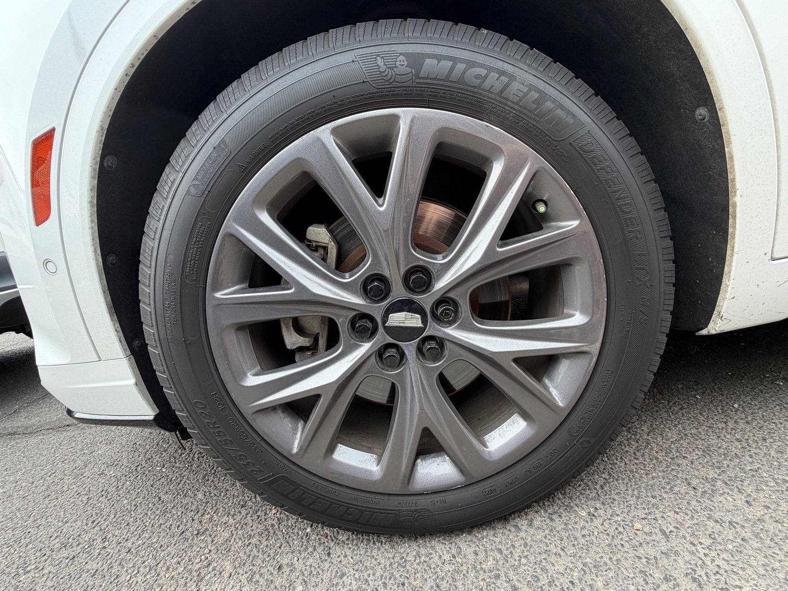 Used 2020 Cadillac XT6 Premium Luxury w/ Platinum Package AWD/4WD image 5