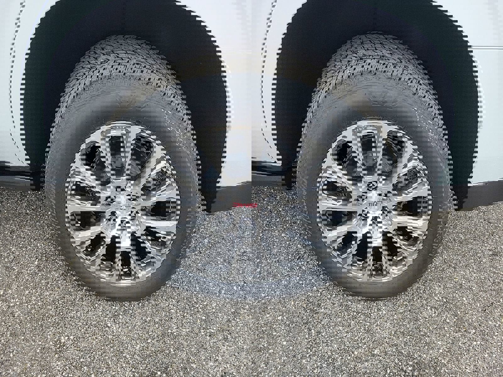 New 2026 GMC Yukon Denali image 8