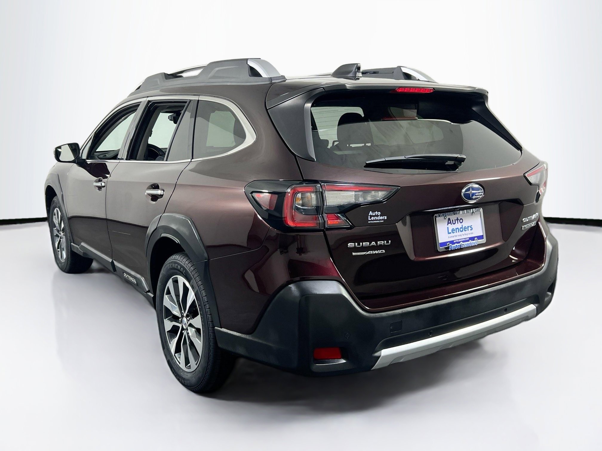 Used 2023 Subaru Outback Touring XT AWD/4WD image 7