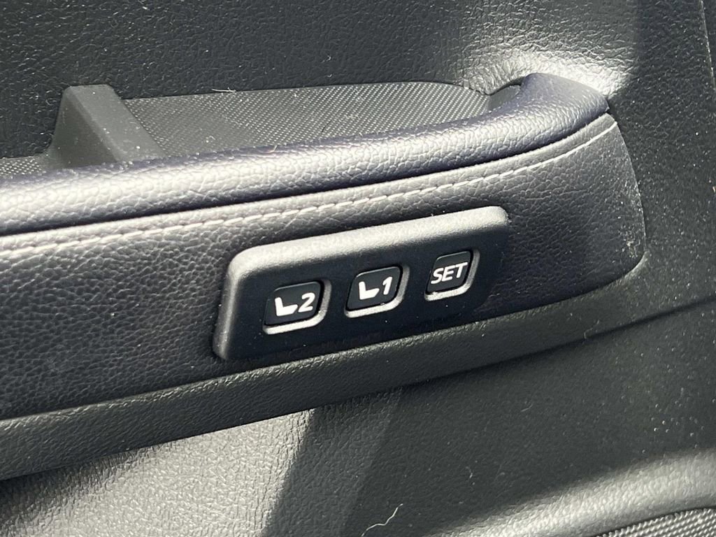 Used 2021 Toyota 4Runner Nightshade image 18