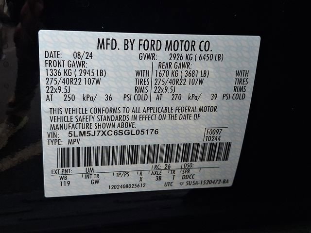 Certified 2025 Lincoln Aviator Reserve w/ Equipment Group 201A image 26