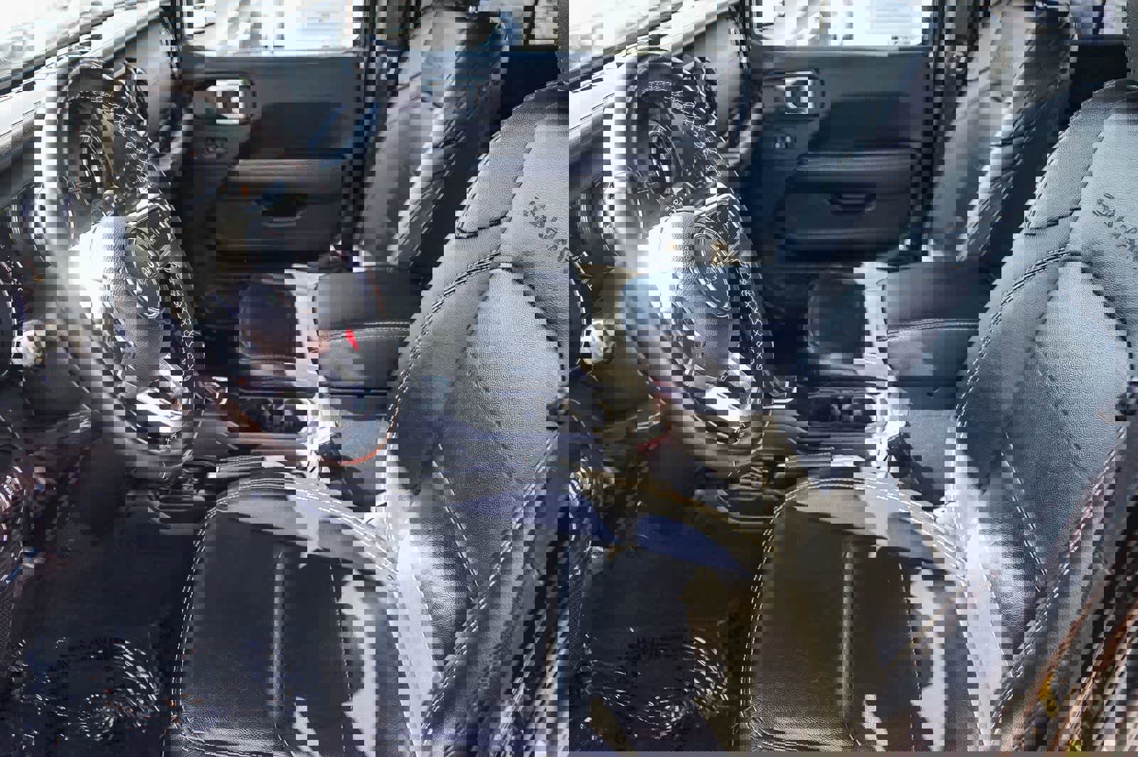 Used 2022 Jeep Wrangler Unlimited Sahara w/ Cold Weather Group image 16