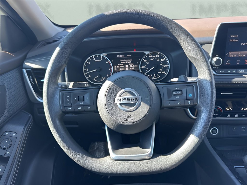 Used 2021 Nissan Rogue SV image 13