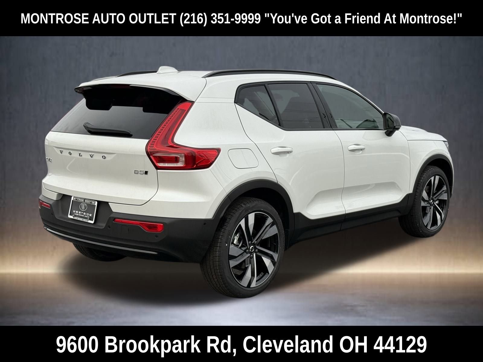New 2026 Volvo XC40 B5 Plus w/ Protection Package Premier image 5