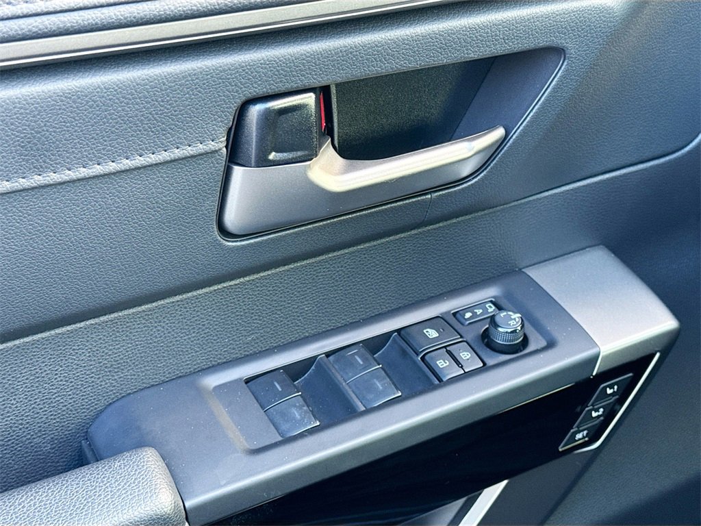 Used 2024 Toyota Tundra Limited image 18