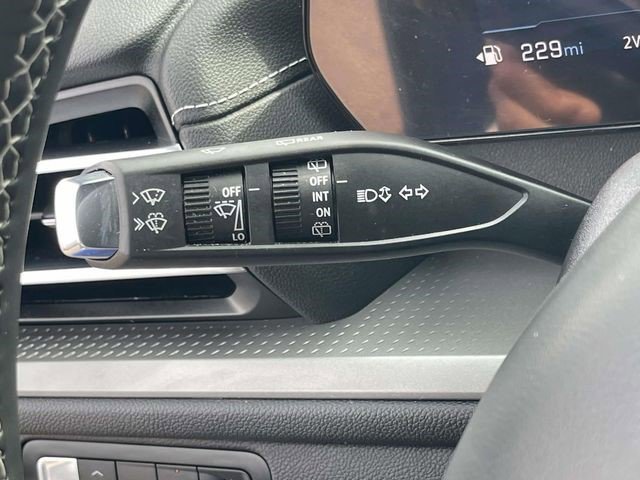 Certified 2024 Chevrolet Traverse LT image 28