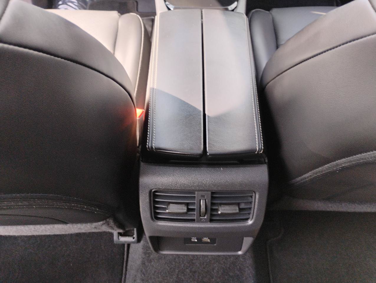 Used 2023 Nissan Rogue SV w/ SV Premium B Package FWD image 64