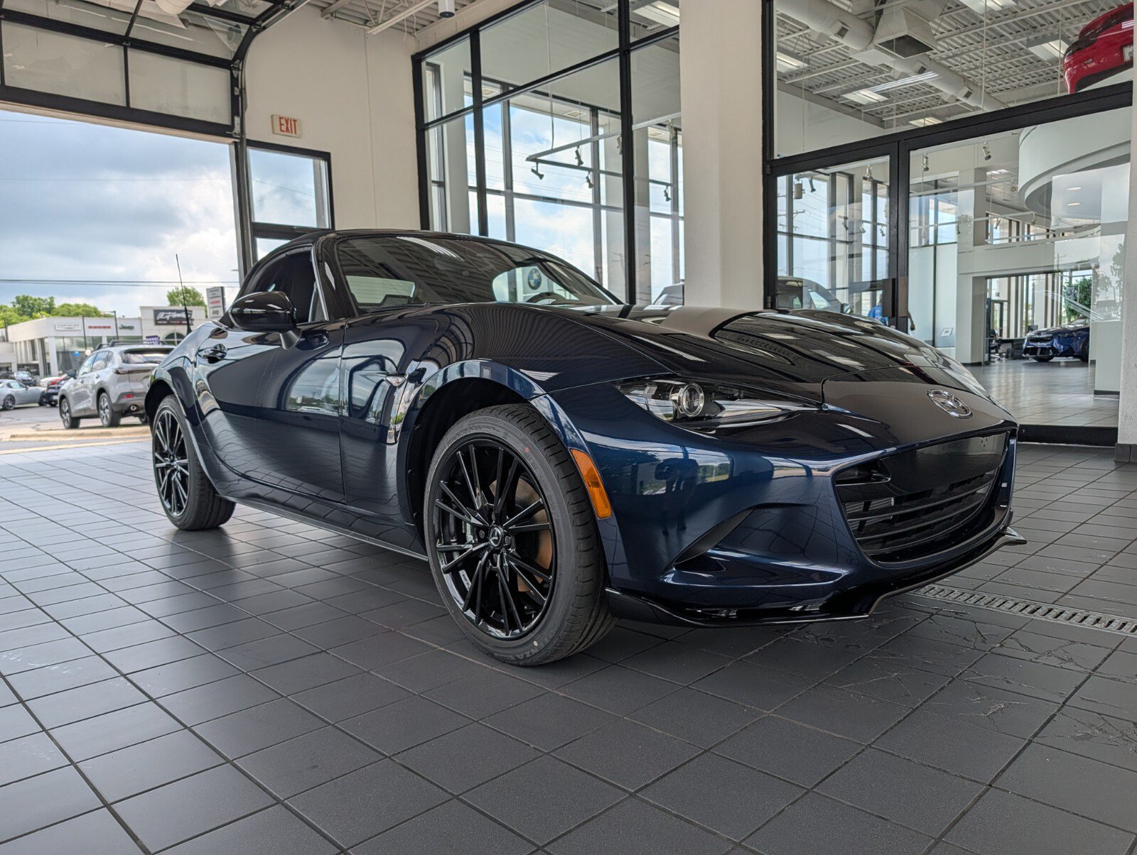 New 2026 MAZDA MX-5 Miata Club w/ Weather Package RWD image 1