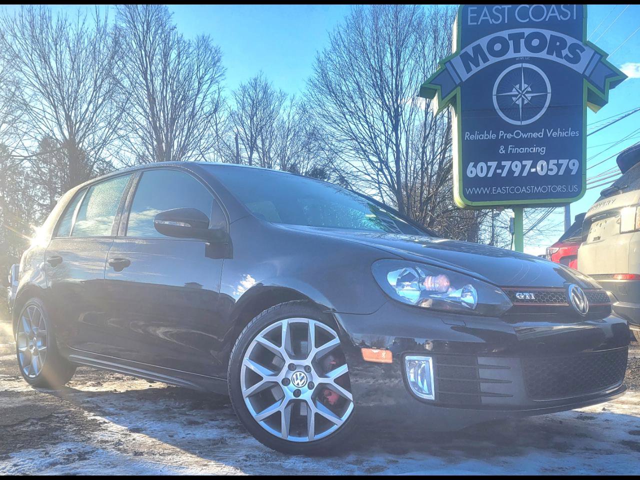 Used 2013 Volkswagen Golf 4-Door image 1