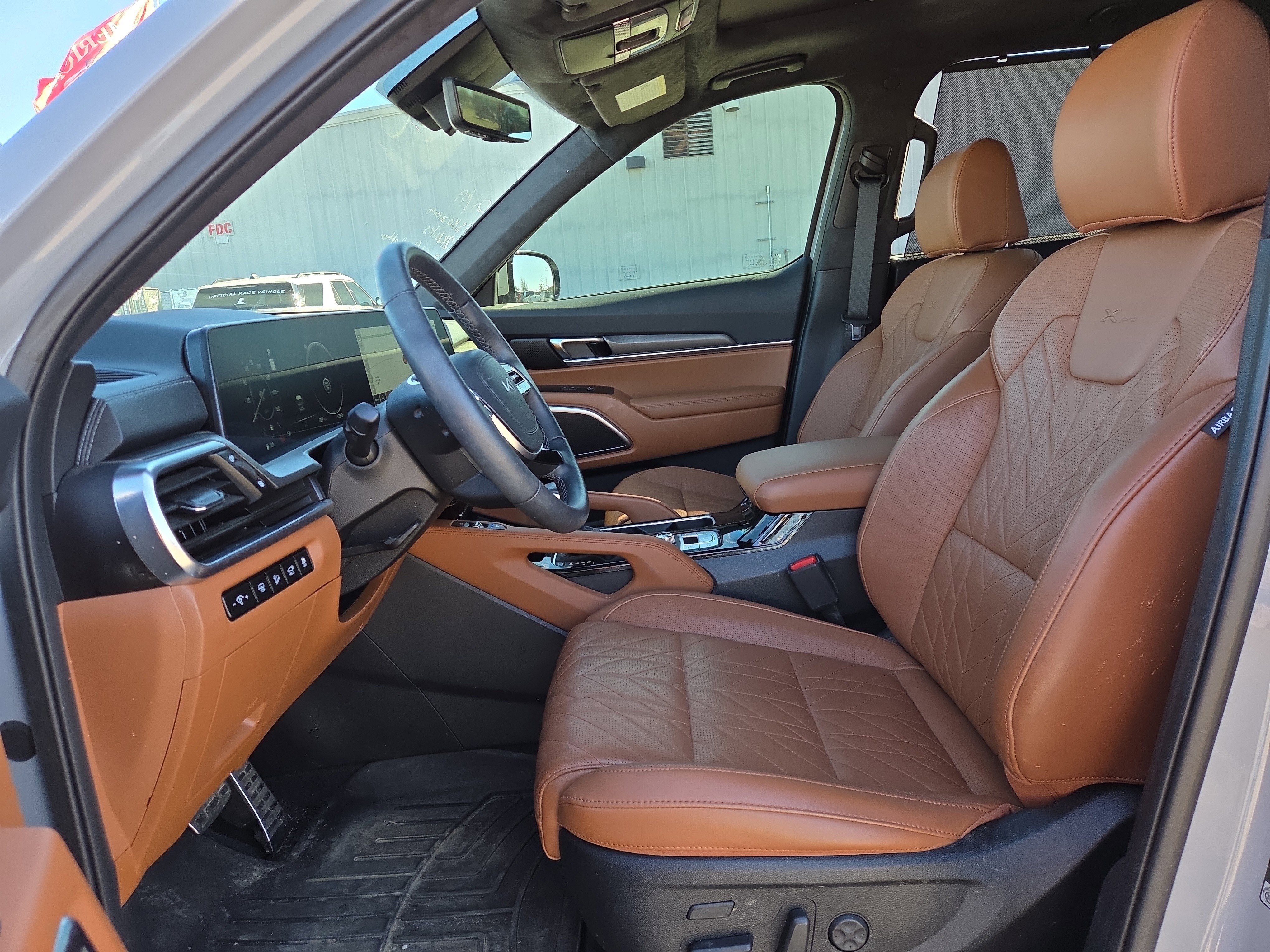 Used 2025 Kia Telluride SX Prestige X-Pro image 10