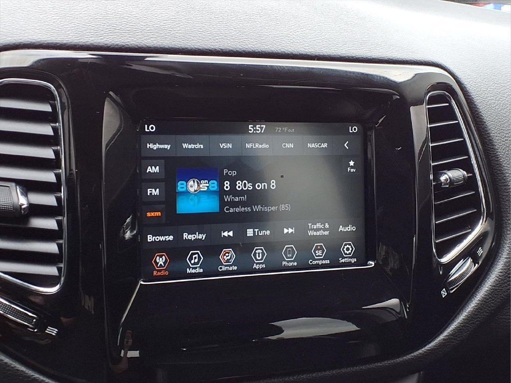 Used 2019 Jeep Compass Latitude FWD image 23