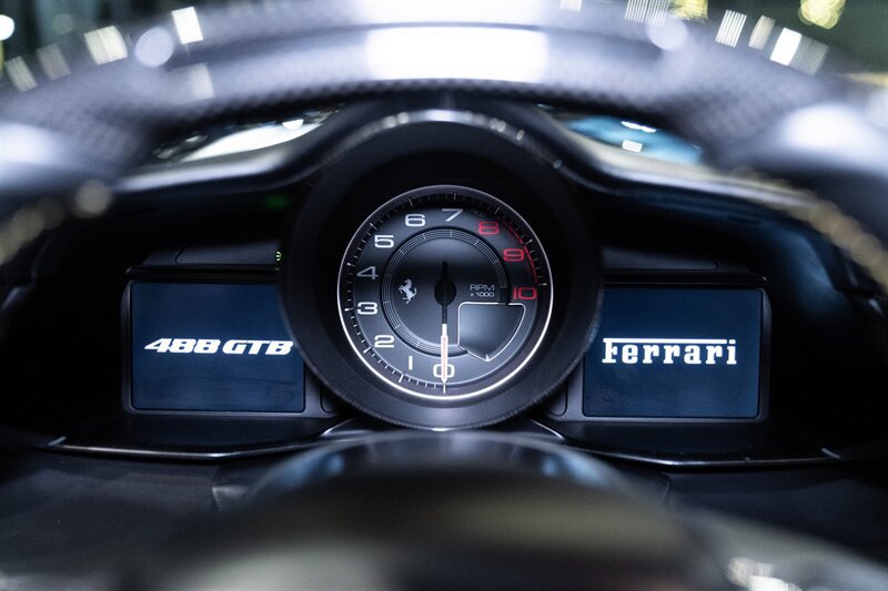 Used 2016 Ferrari 488 GTB RWD image 35