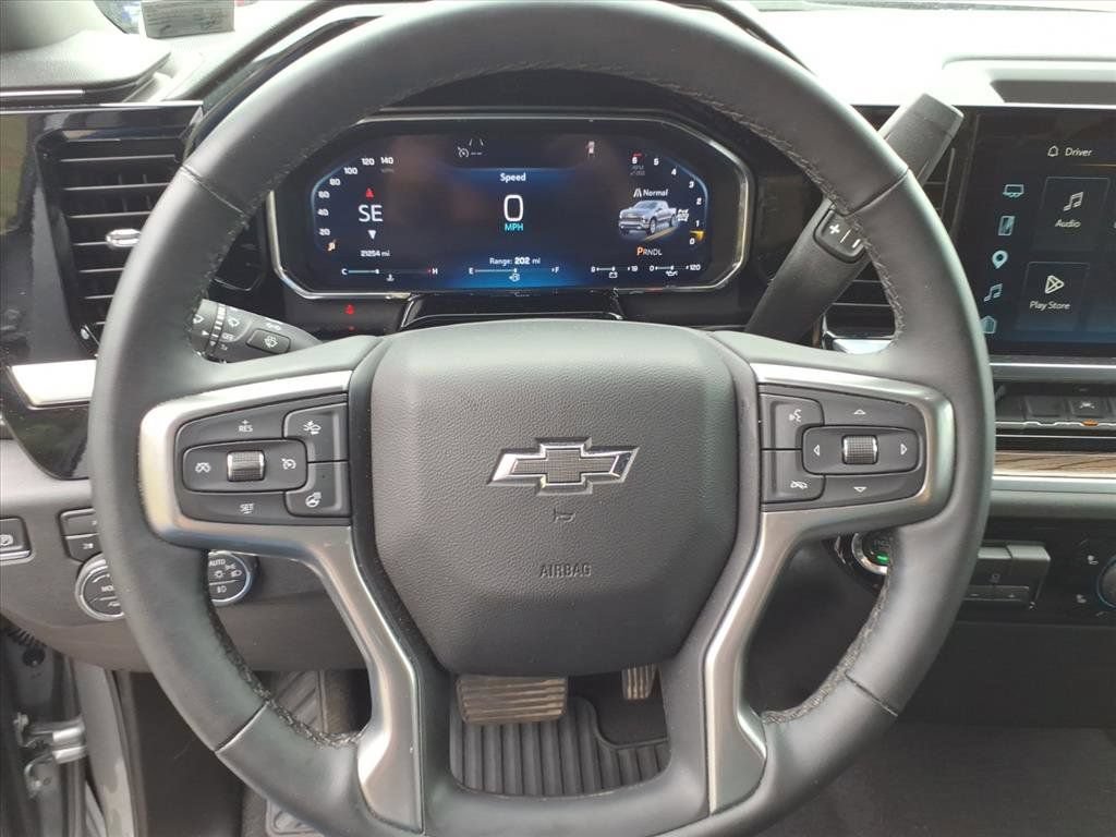 Used 2026 Chevrolet Silverado 1500 RST AWD/4WD image 26
