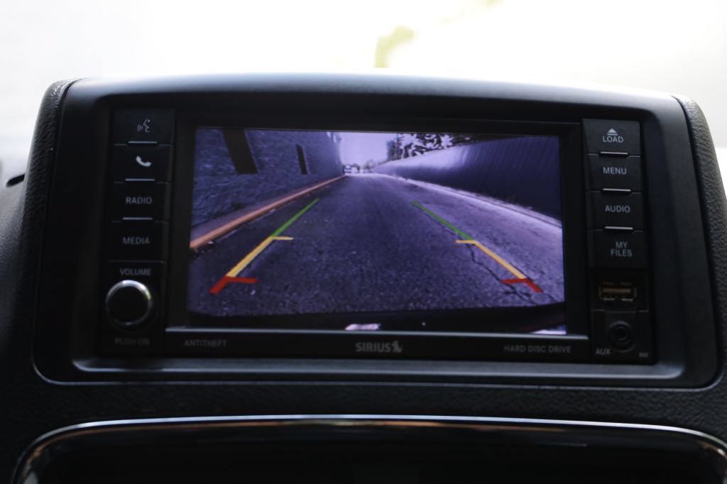 Used 2018 Dodge Grand Caravan SE FWD image 35
