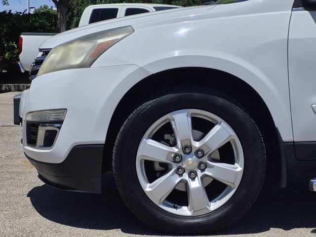 Used 2016 Chevrolet Traverse LT w/ Style and Technology Package FWD image 6