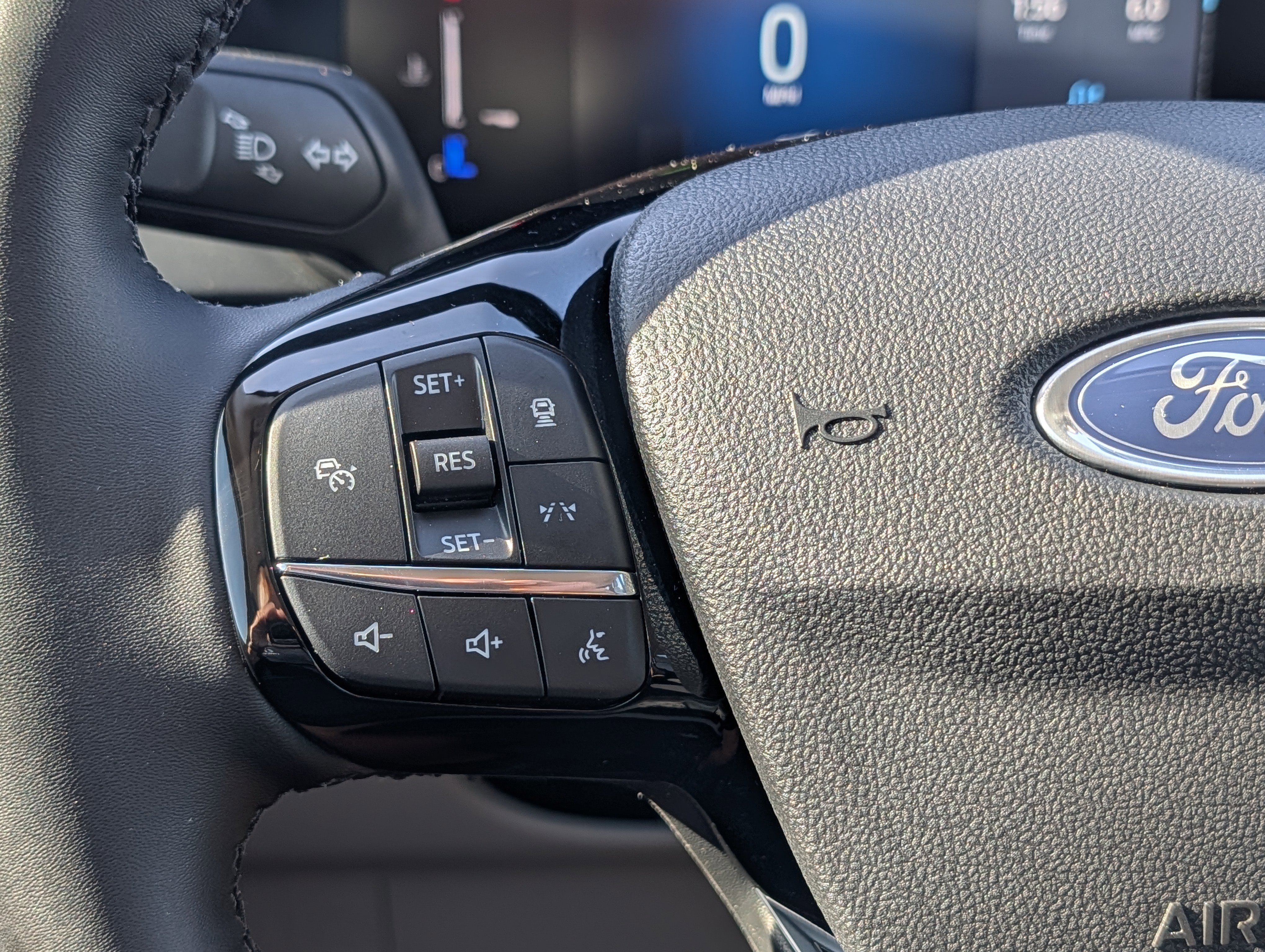 New 2026 Ford Escape SE FWD image 26