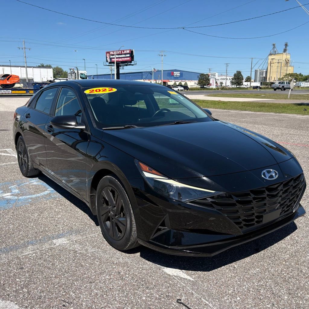 Used 2022 Hyundai Elantra SEL w/ Convenience Package