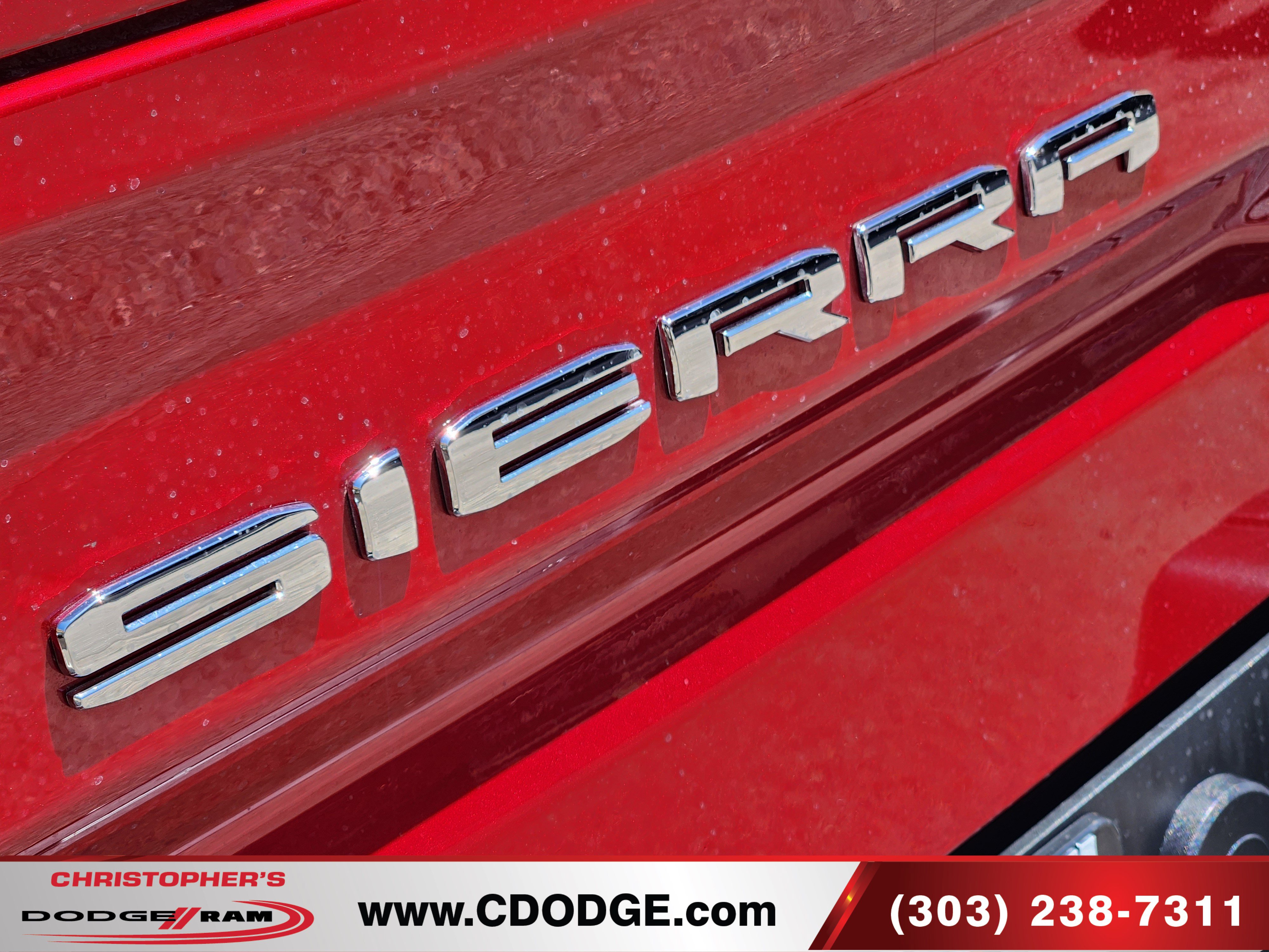 Used 2025 GMC Sierra 1500 AT4 w/ AT4 Premium Package AWD/4WD image 21